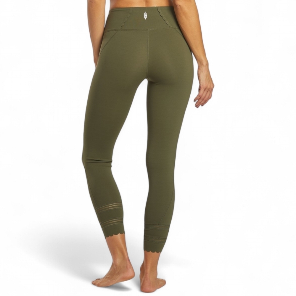 Free People Movement High Rise‎ 7/8 Genesis Eyelet Yoga  Leggings in Moss Sz XS